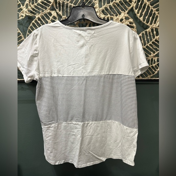 Tee Shirt - Picture 2 of 2